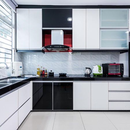 Port Dickson 14Pax 4Br Double Storey House מראה חיצוני תמונה